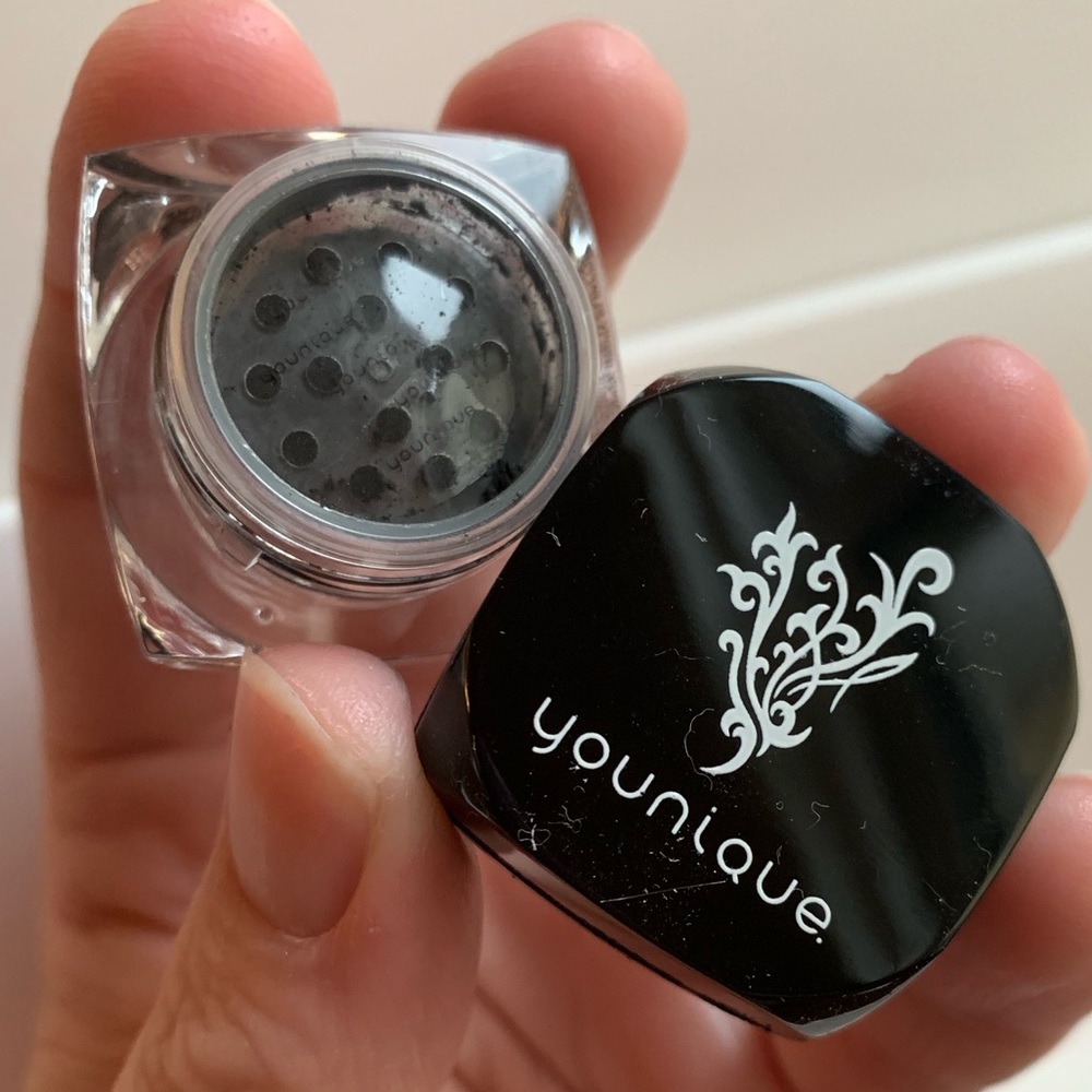Retired Younique Pigment Eyeshadow - Corrupted